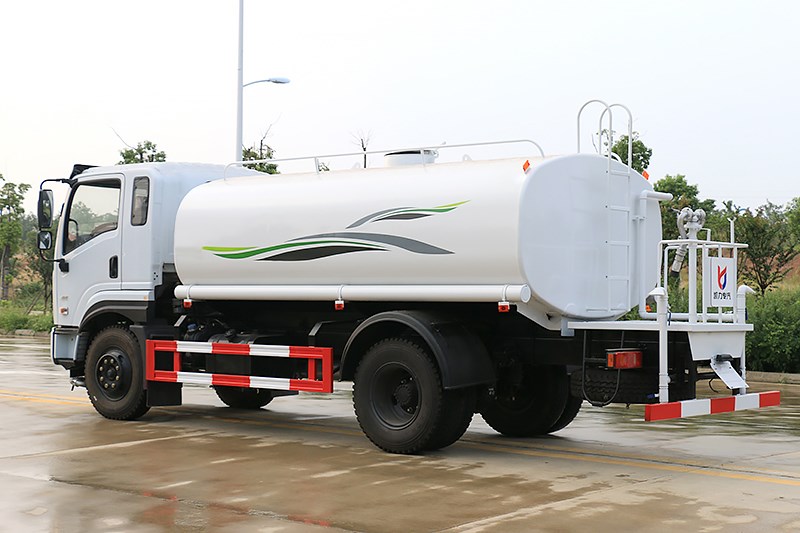  东风12吨洒水车