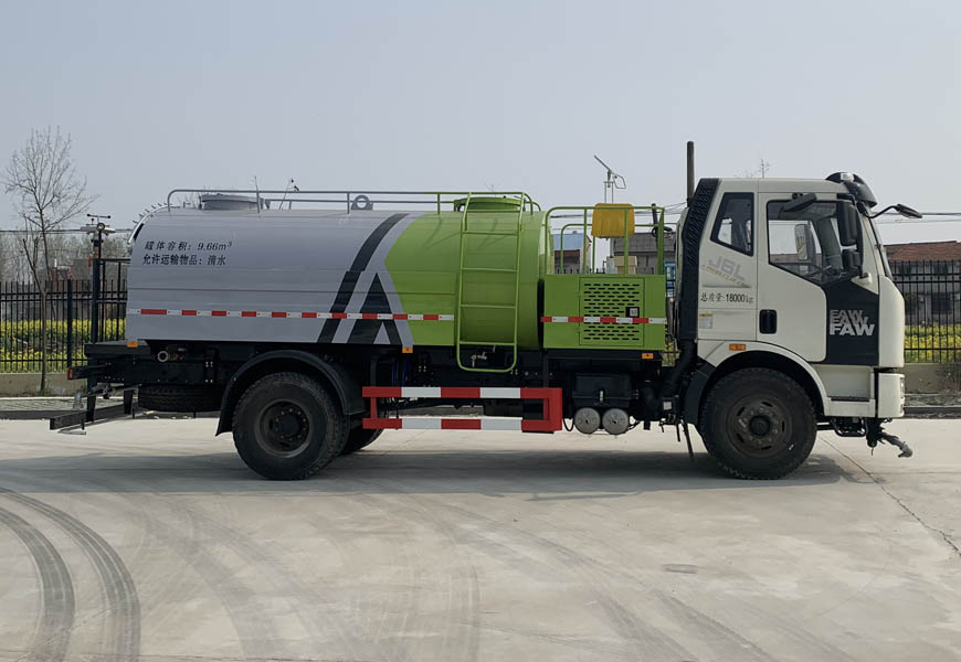 解放高压路面清洗车